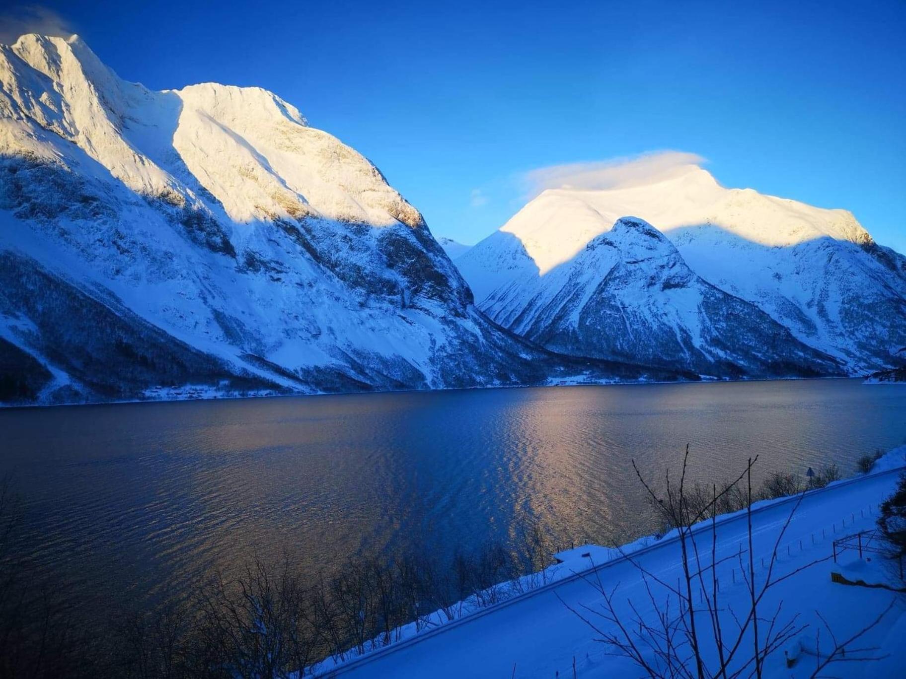 Iris Vedal Hotel Nauste Buitenkant foto
